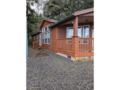 A home in Coos Bay