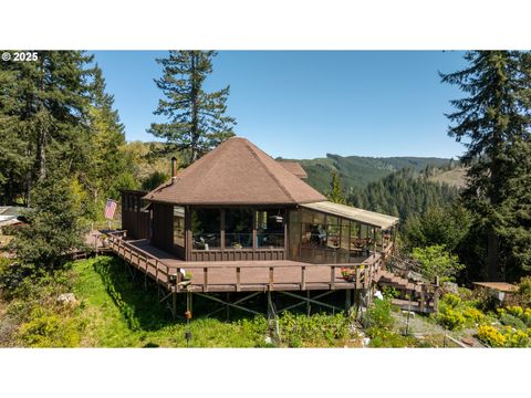 66752 METTMAN CREEK RD North Bend OR 97459