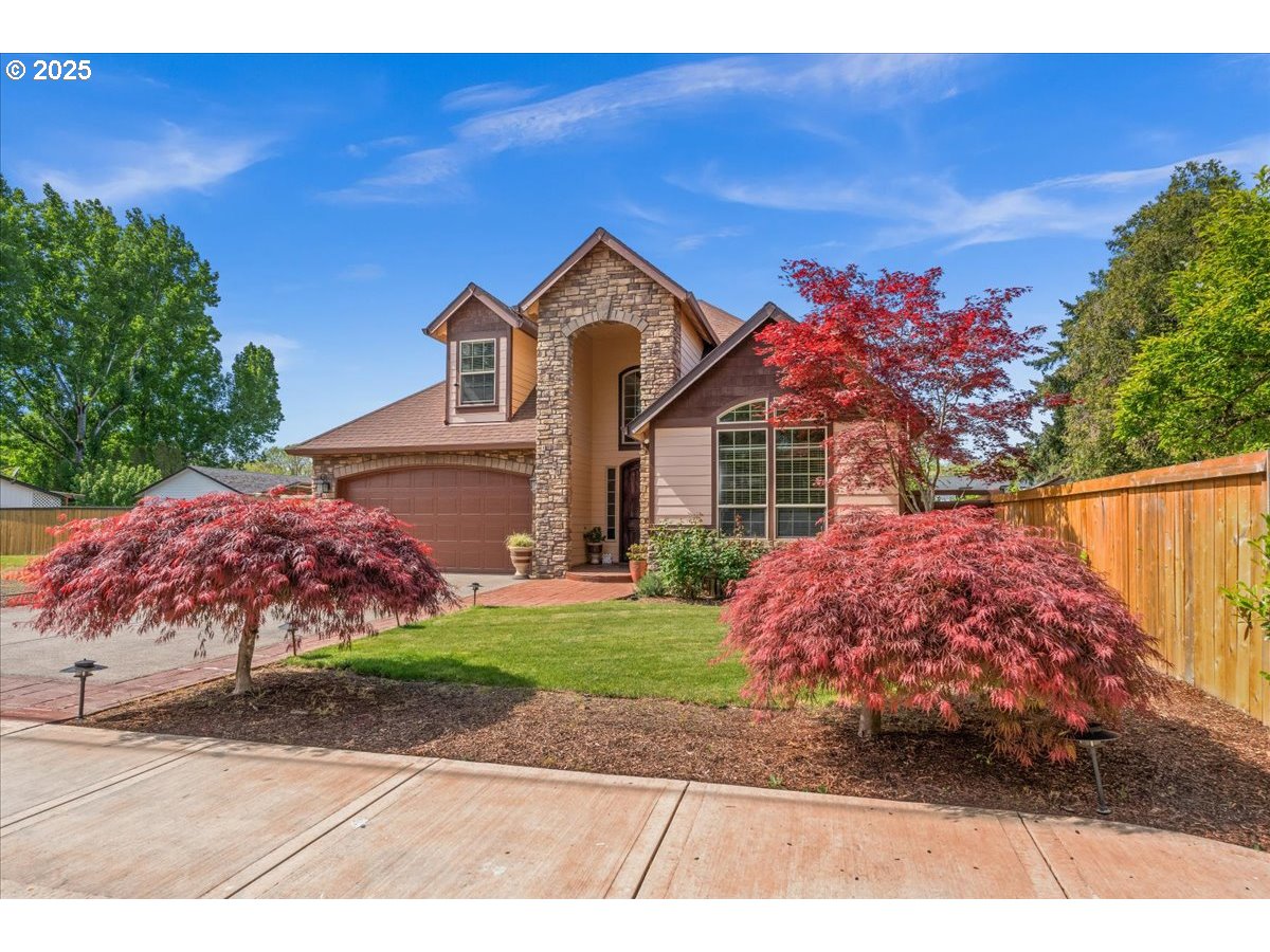 13845 SW FAR VISTA DR