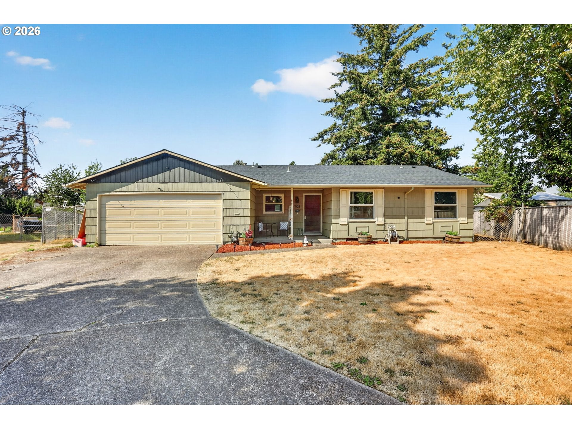 705 NE 18TH CT
