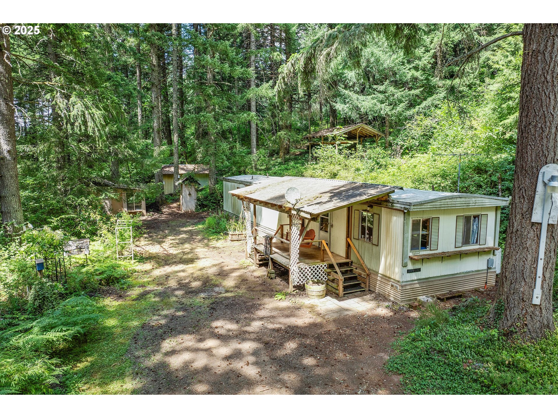 27200 S HIGHWAY 211