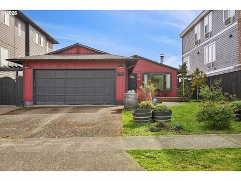 7134 N GREENWICH AVE Portland OR 97217