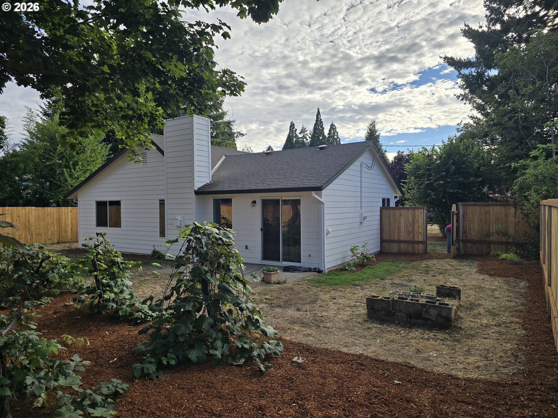 740 SE 18TH AVE