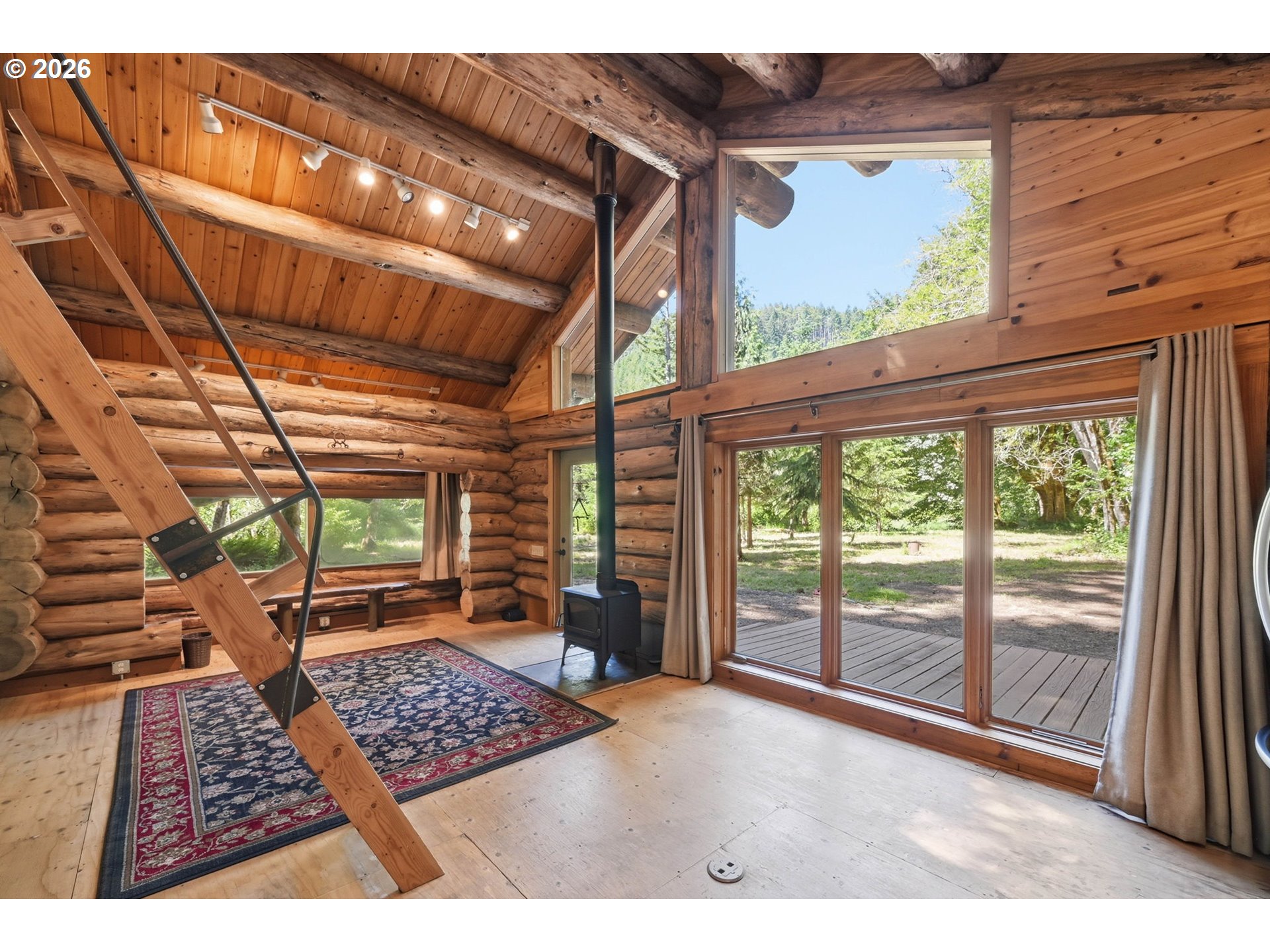 91984 NELSON MOUNTAIN RD
