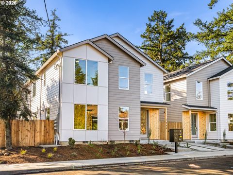 7464 SE Tolman ST Portland OR 97206