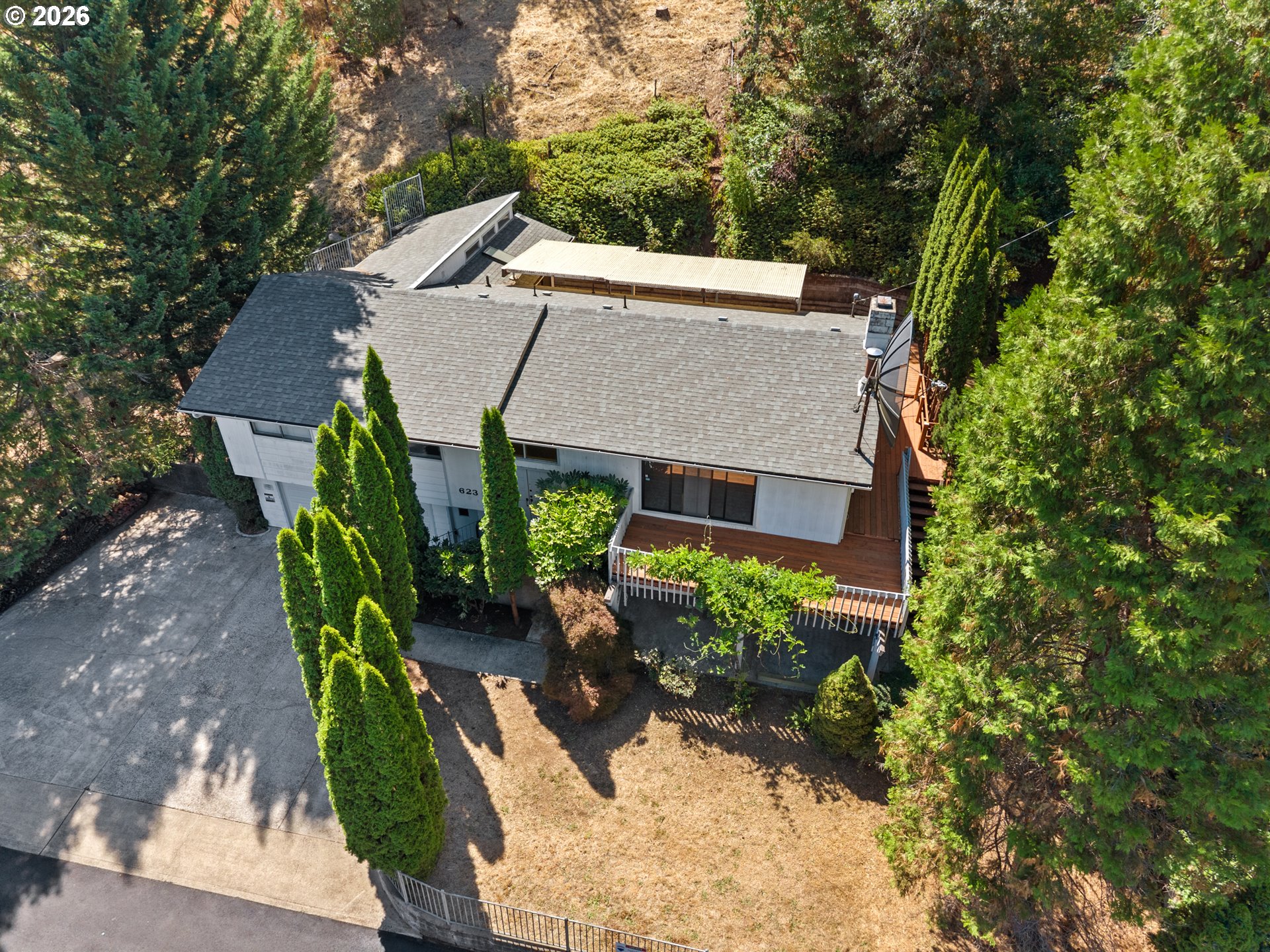 623 PIONEER WAY