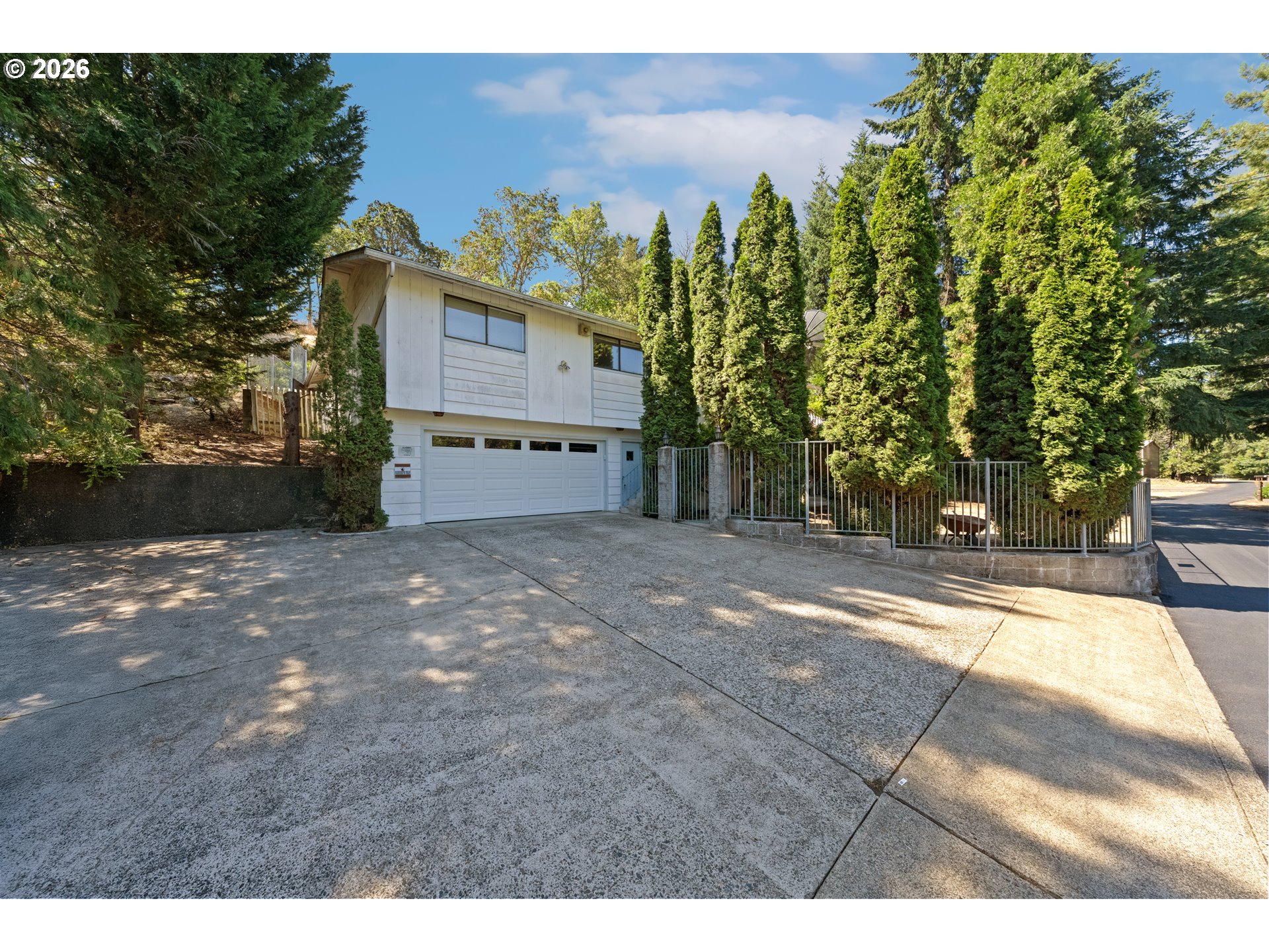 623 PIONEER WAY