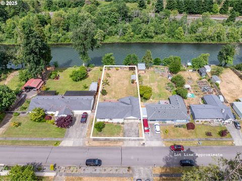 Photo of 77073 Westridge Ave, Westfir, OR 97492 (MLS # 398669220)