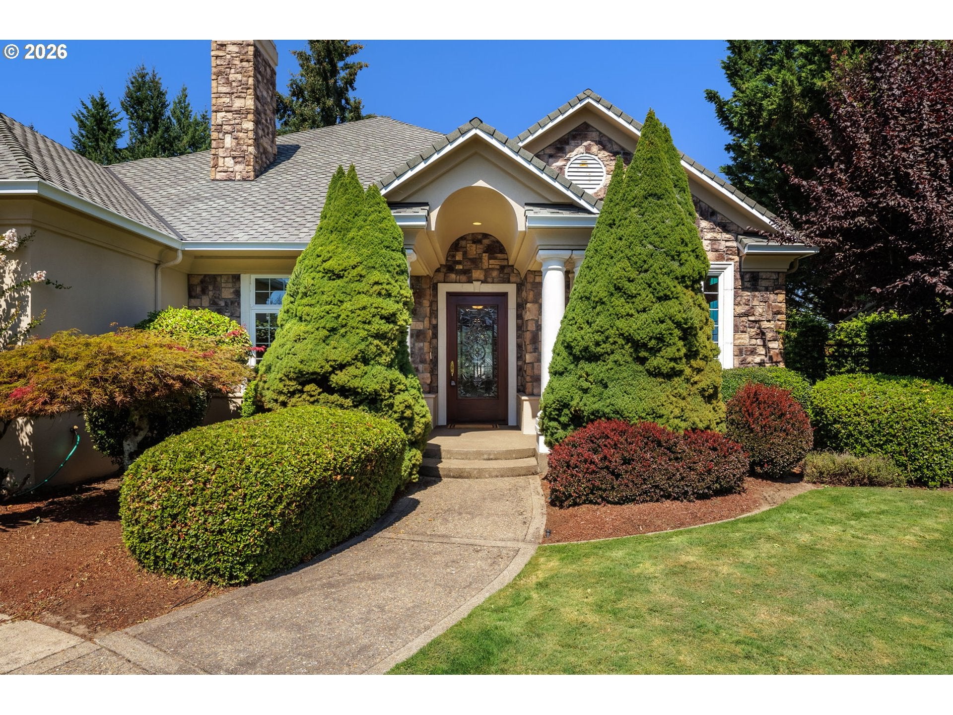 2663 RIDGEMONT DR