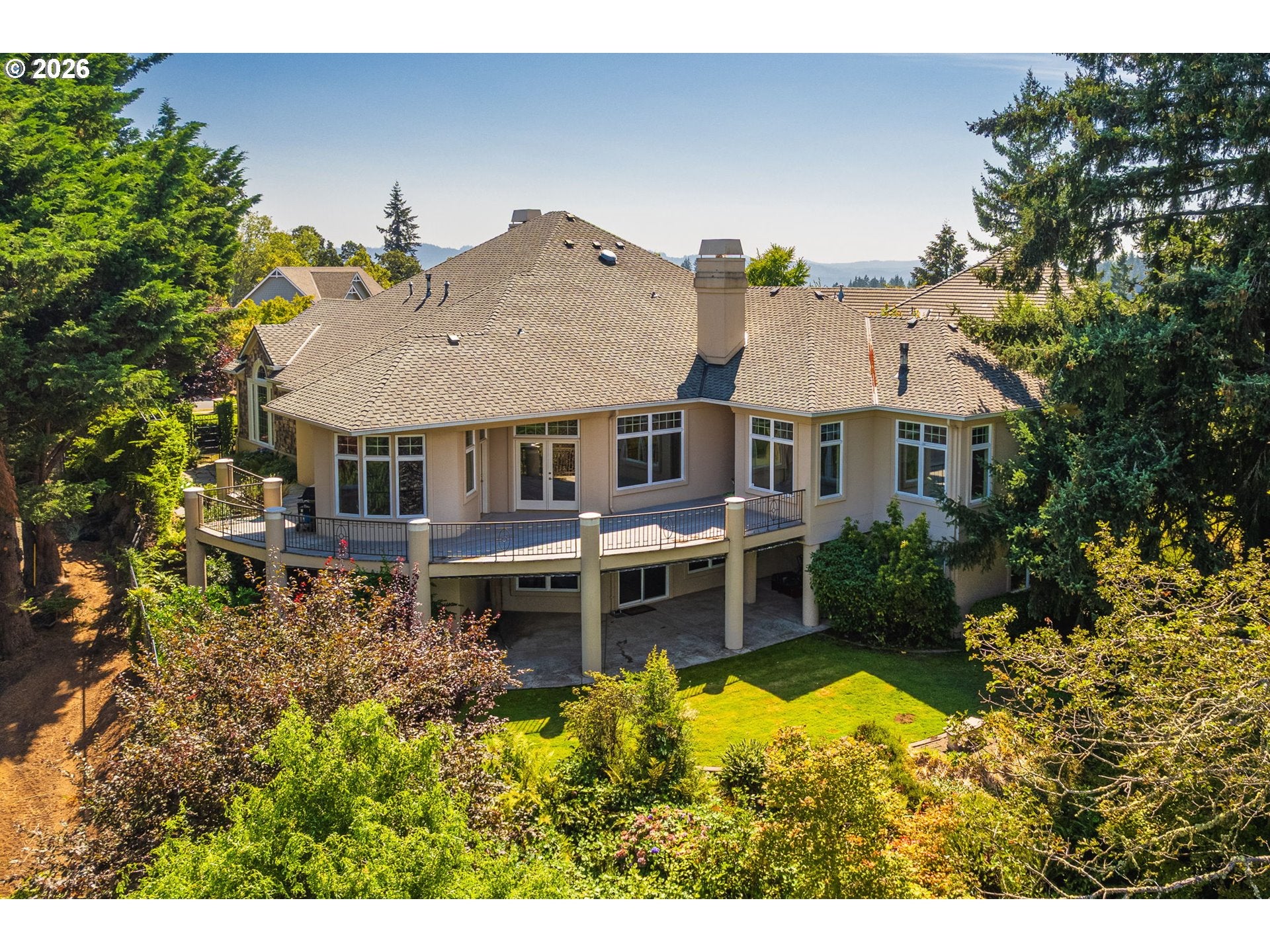 2663 RIDGEMONT DR