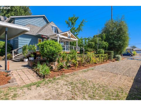 A home in Oregon City