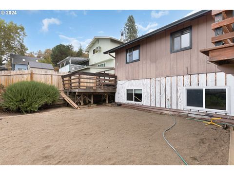 A home in Roseburg