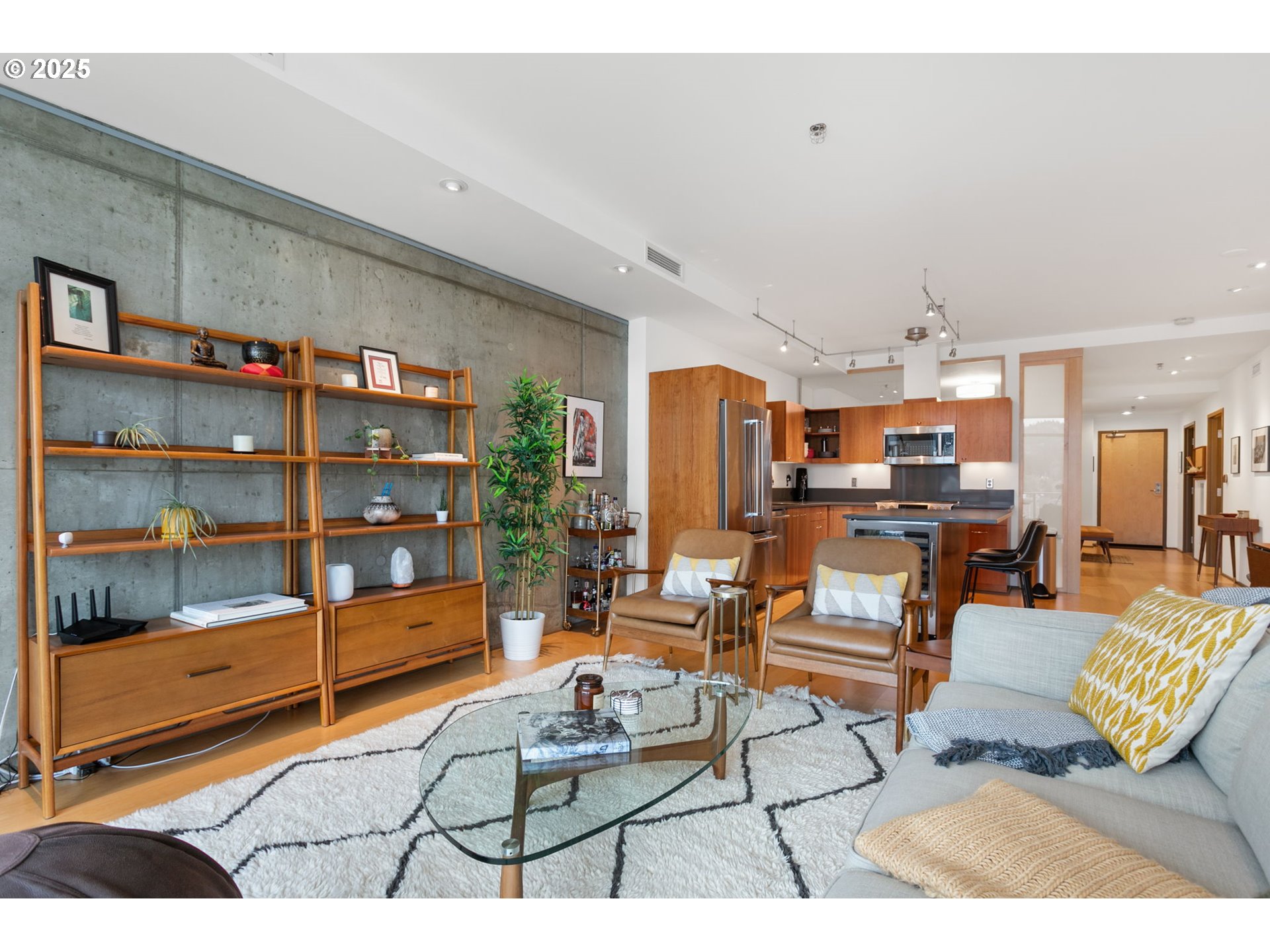 1221 SW 10TH AVE 1412