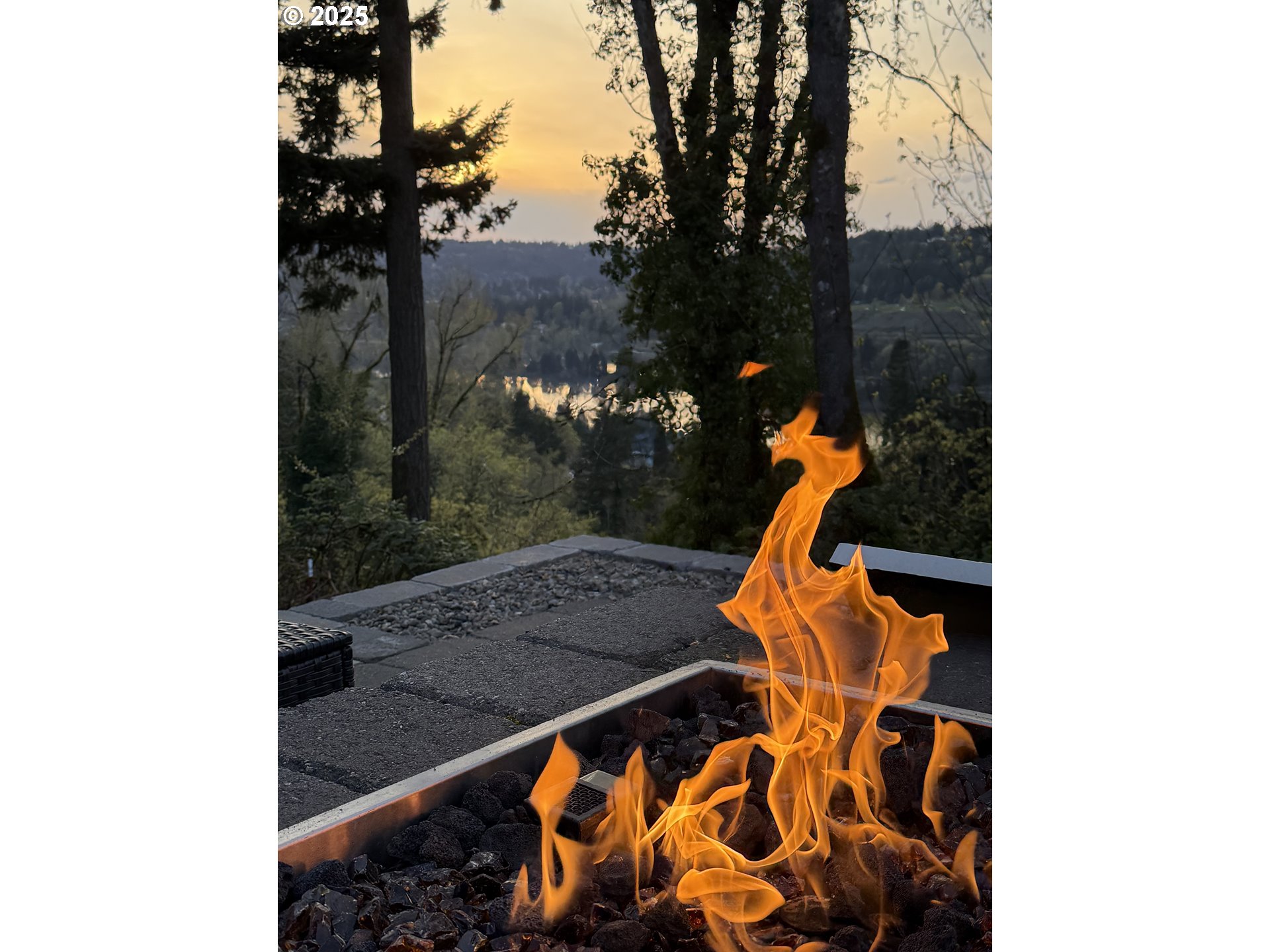 433 TELFORD RD