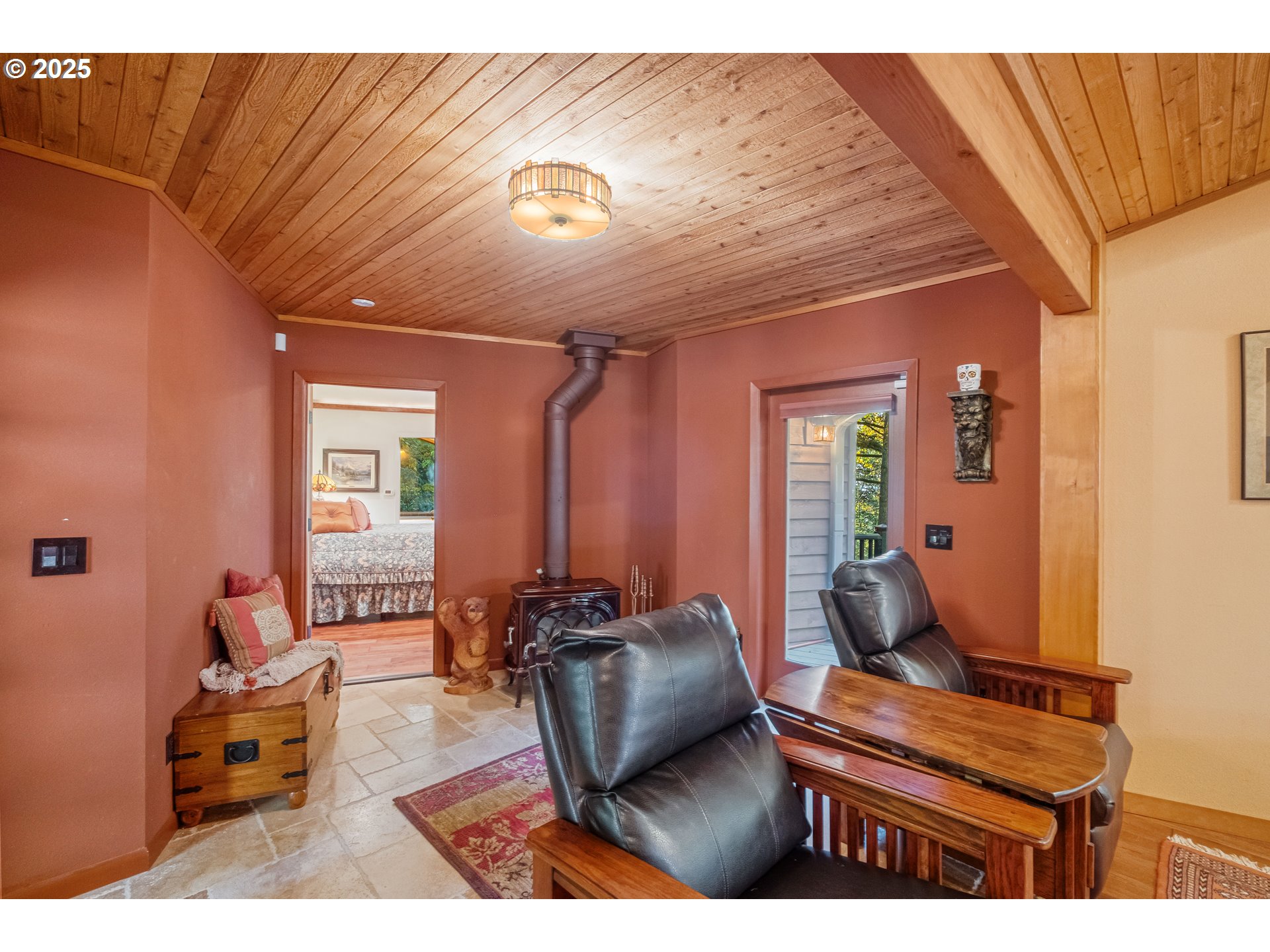 Salem, Oregon 97306, United States, 4 Bedrooms Bedrooms, ,4 BathroomsBathrooms,Residential,Active,237152