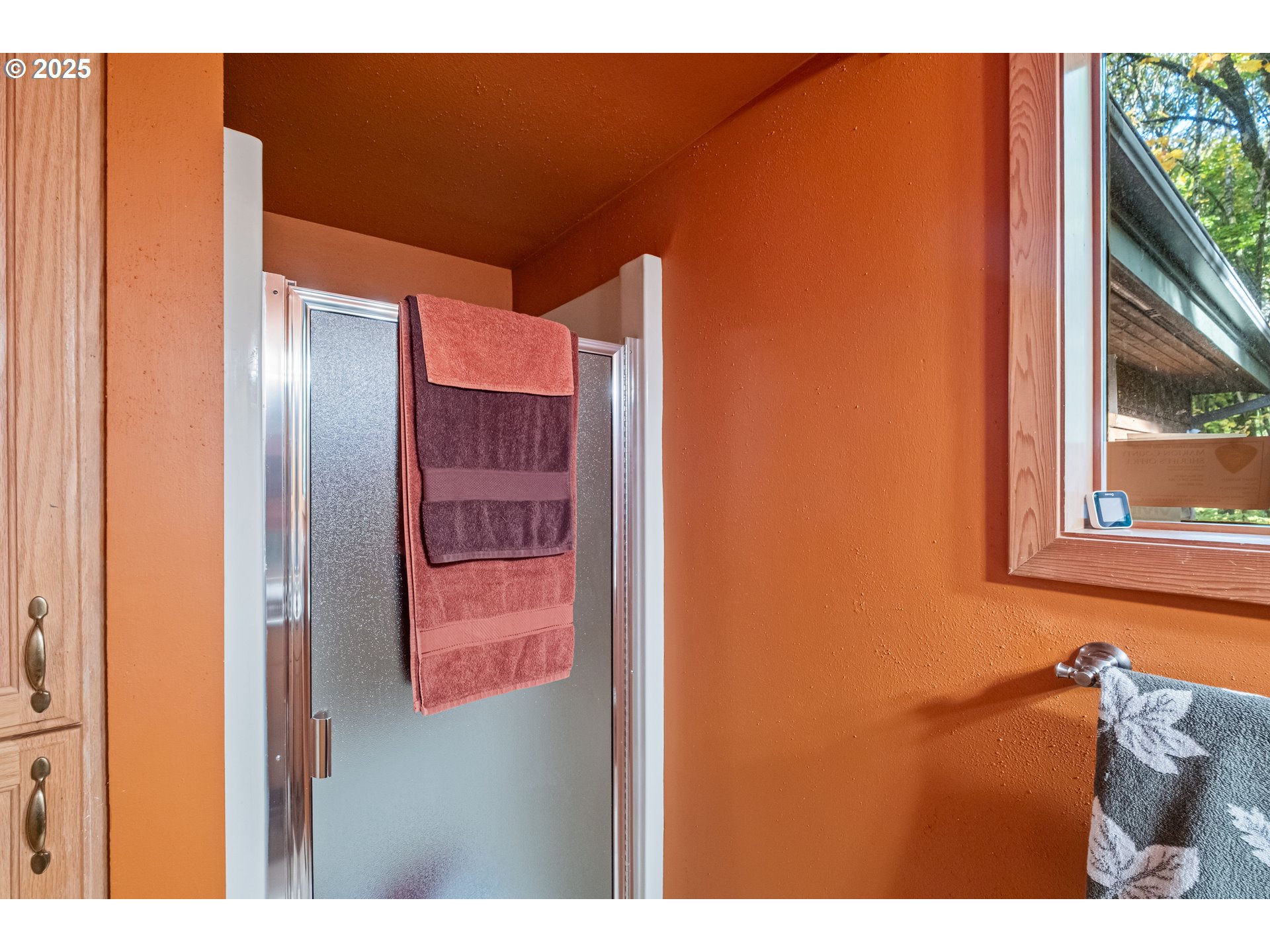 Salem, Oregon 97306, United States, 4 Bedrooms Bedrooms, ,4 BathroomsBathrooms,Residential,Active,237152