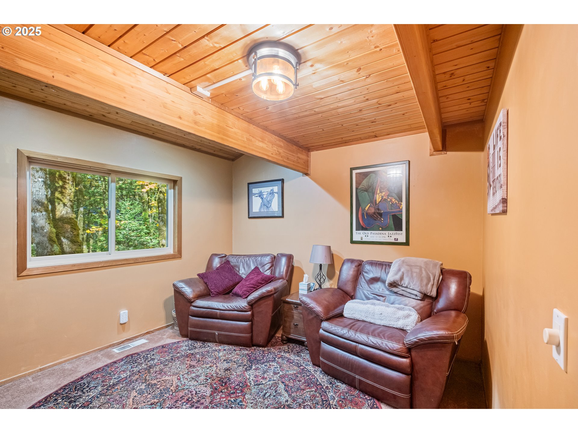 Salem, Oregon 97306, United States, 4 Bedrooms Bedrooms, ,4 BathroomsBathrooms,Residential,Active,237152