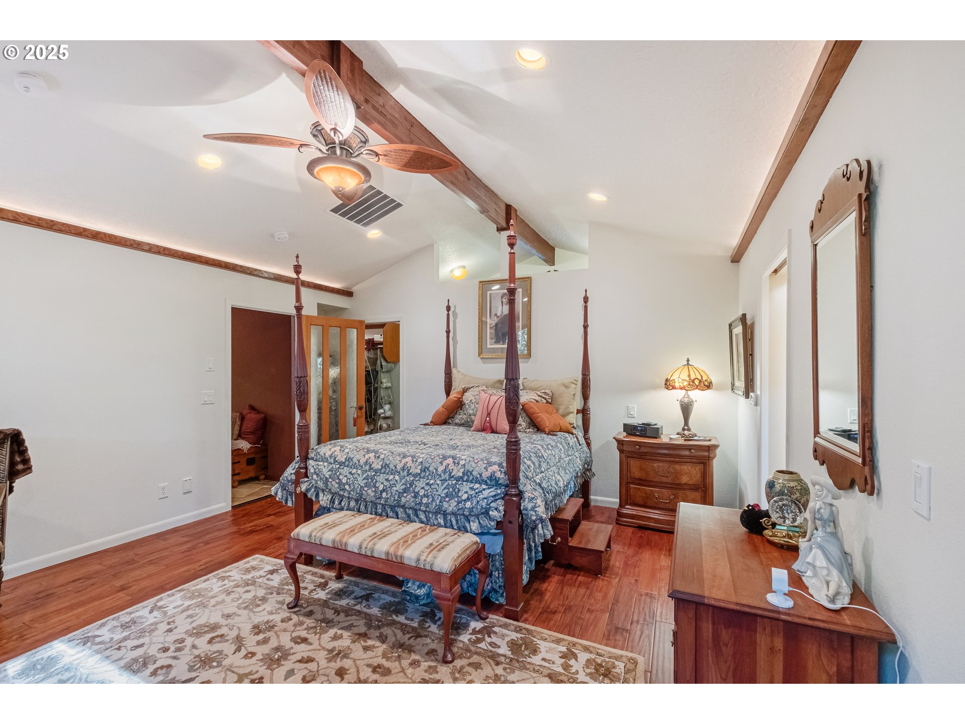 Salem, Oregon 97306, United States, 4 Bedrooms Bedrooms, ,4 BathroomsBathrooms,Residential,Active,237152