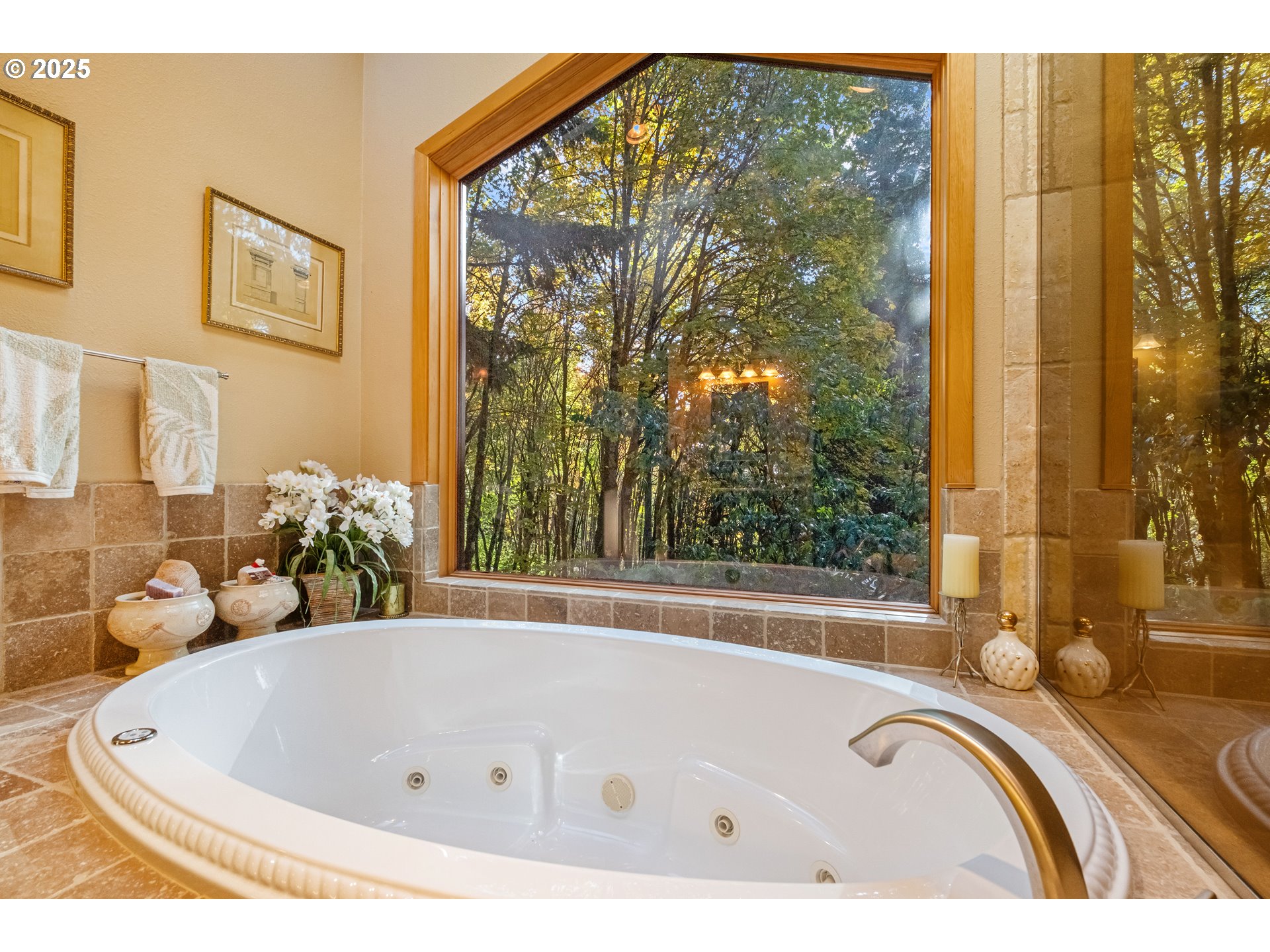 Salem, Oregon 97306, United States, 4 Bedrooms Bedrooms, ,4 BathroomsBathrooms,Residential,Active,237152