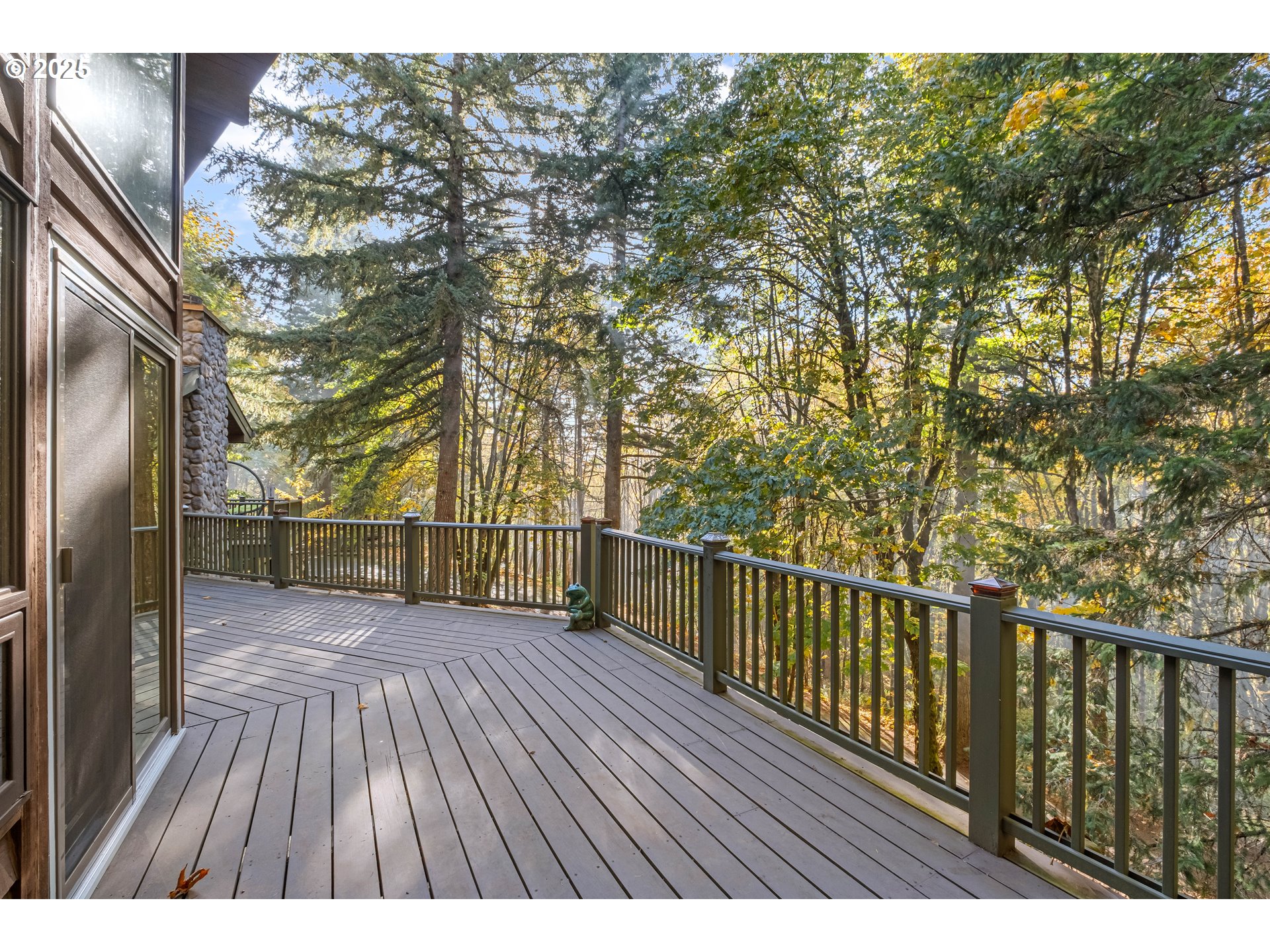 Salem, Oregon 97306, United States, 4 Bedrooms Bedrooms, ,4 BathroomsBathrooms,Residential,Active,237152