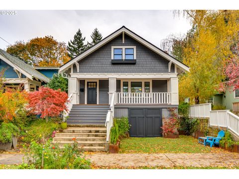 1734 SE 43RD AVE Portland OR 97215