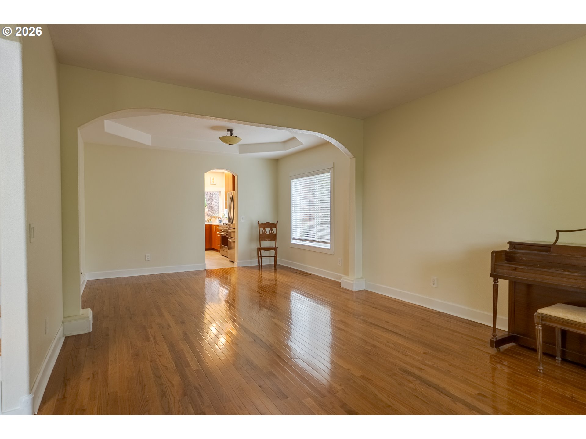 381 SILVER HILLS CIR SE