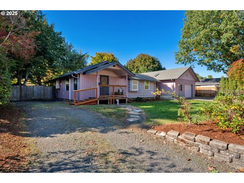1396 CHASE ST Eugene OR 97402