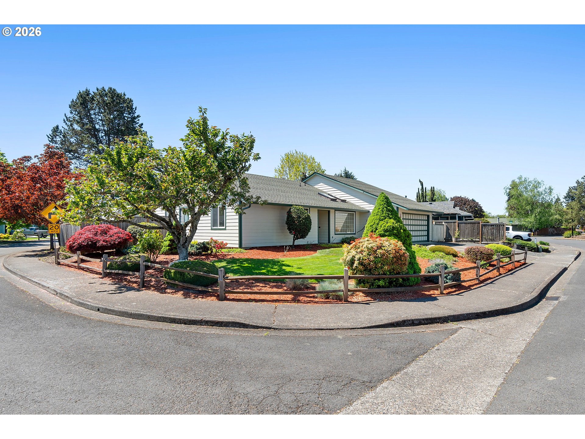 1950 SW Leewood DR