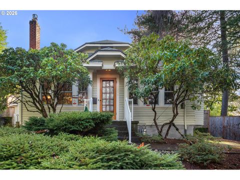 4234 SW HUME ST Portland OR 97219