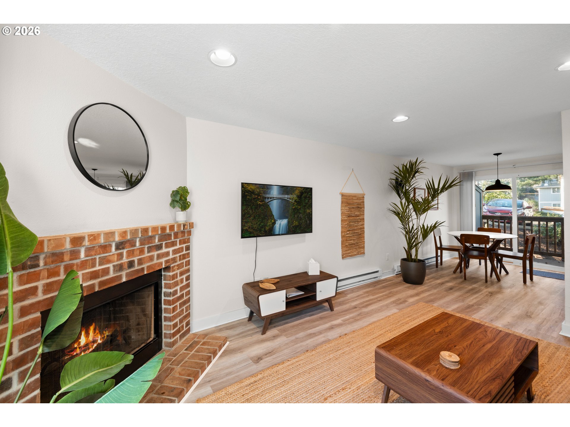 4921 SW BEAVERTON HILLSDALE HWY