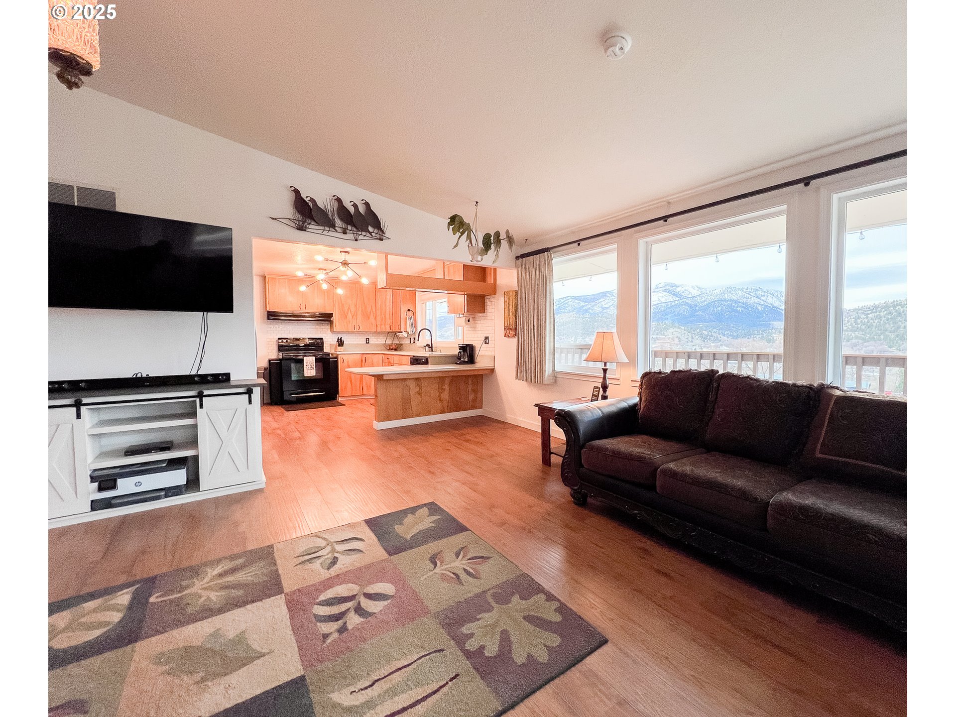 537 NW CHAROLAIS Heights