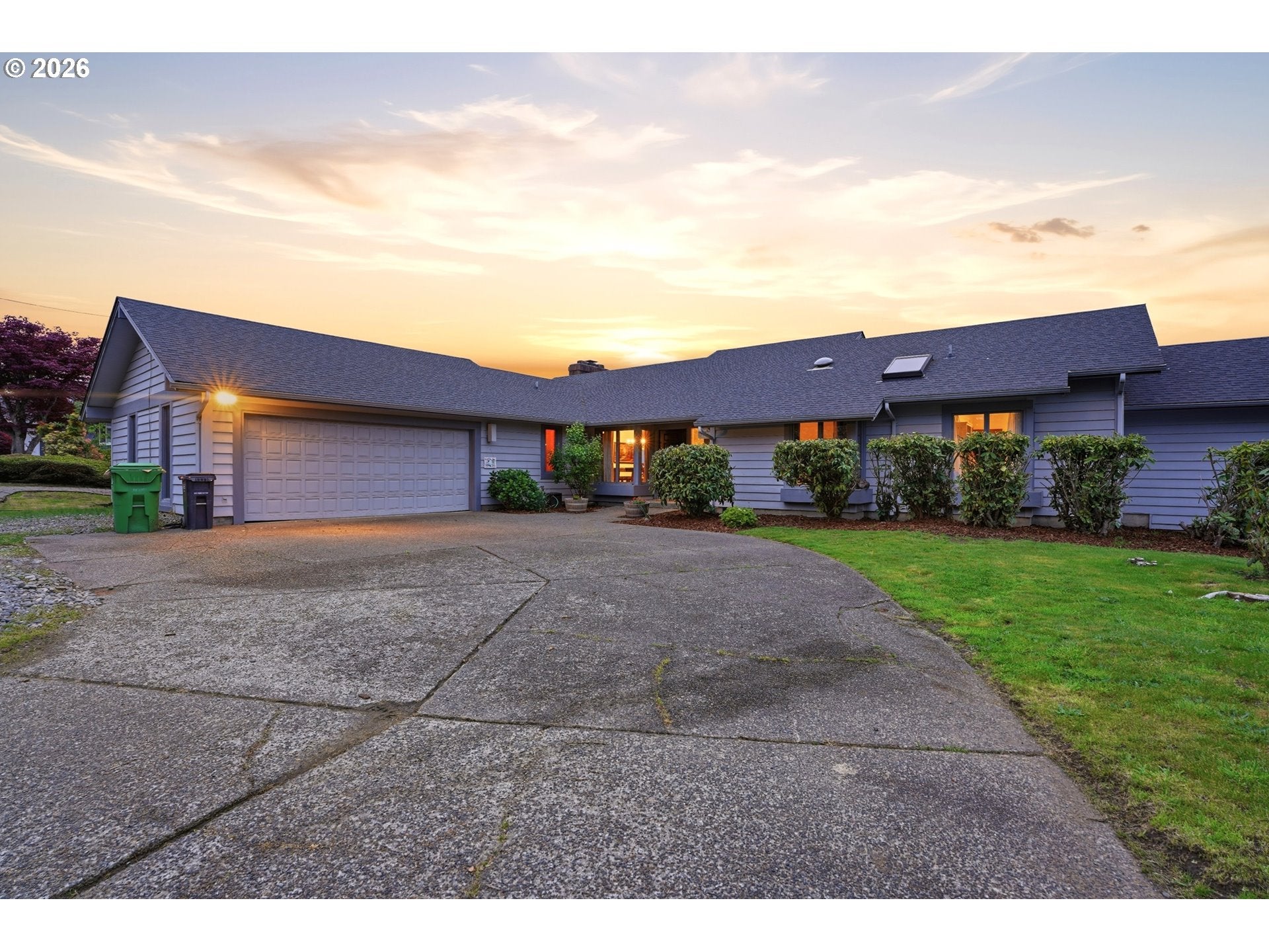 29885 RIVERVIEW DR