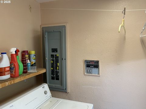 Tiny photo for 37881 Wheeler Rd, Dexter, OR 97431 (MLS # 542263273)