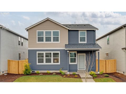 2790 Mallard LN Woodburn OR 97071