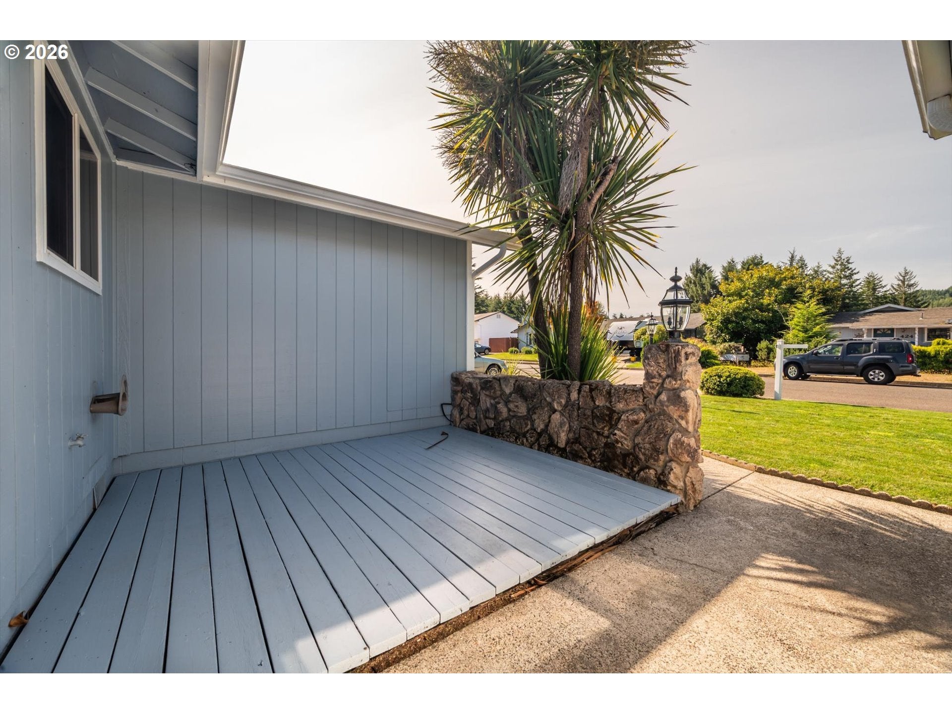 445 CAMELLIA CT