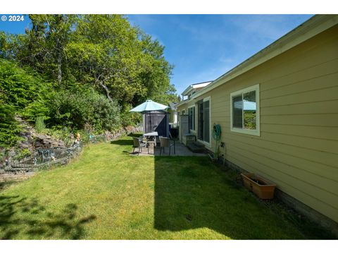 A home in Lincoln City