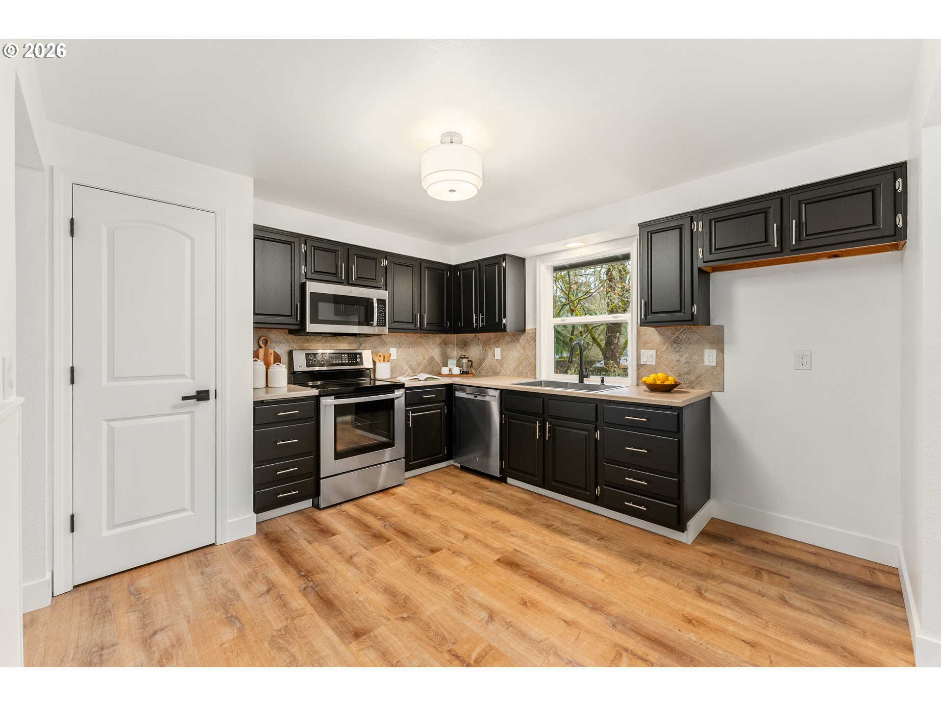 9725 SW New Forest DR