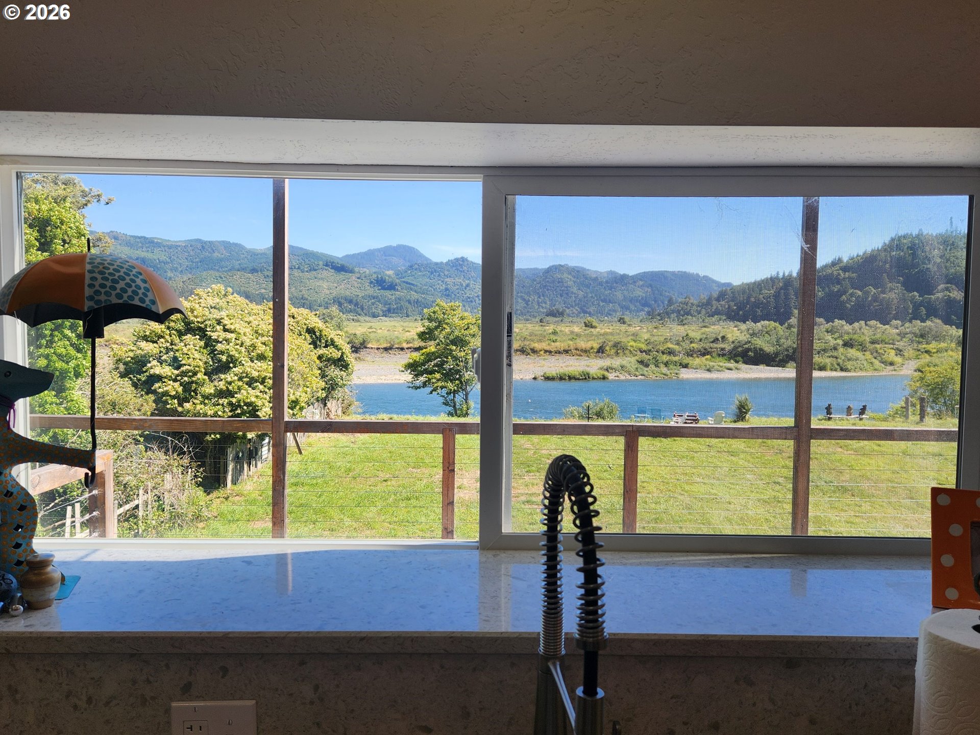 95452 N BANK ROGUE RIVER RD