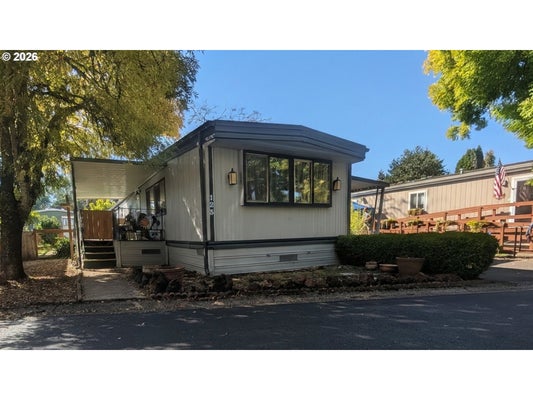1475 GREEN ACRES RD SPC 123, EUGENE, OR 97408 - Image ebccde86c94478d52cb4c8a47aad73d2/2299145833