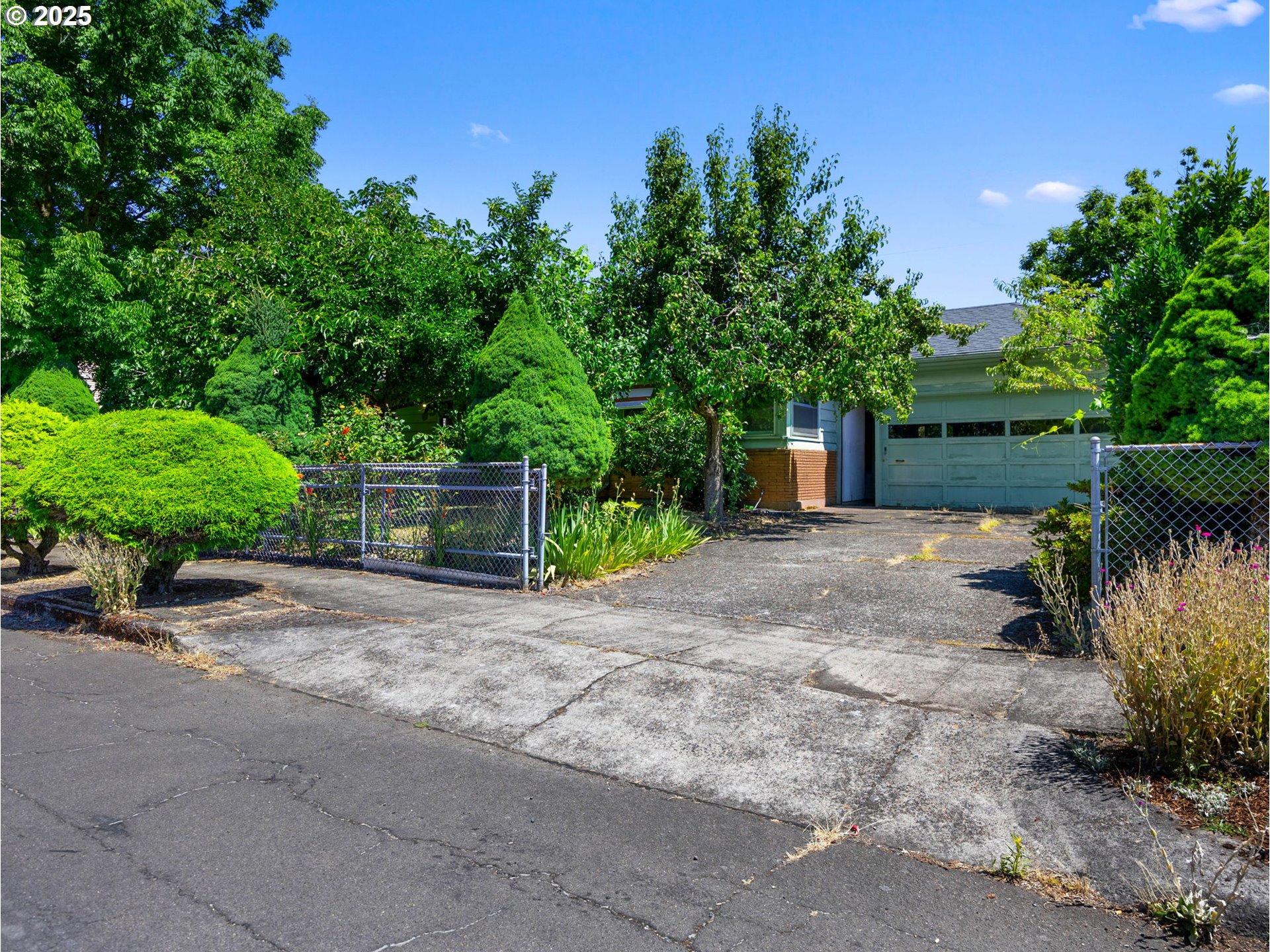 2430 SE 77TH AVE