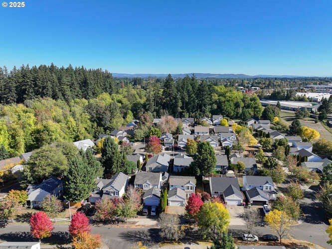 McMinnville, Oregon 97128, United States, 3 Bedrooms Bedrooms, ,3 BathroomsBathrooms,Residential,Active,223676