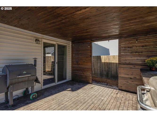 McMinnville, Oregon 97128, United States, 3 Bedrooms Bedrooms, ,3 BathroomsBathrooms,Residential,Active,223676