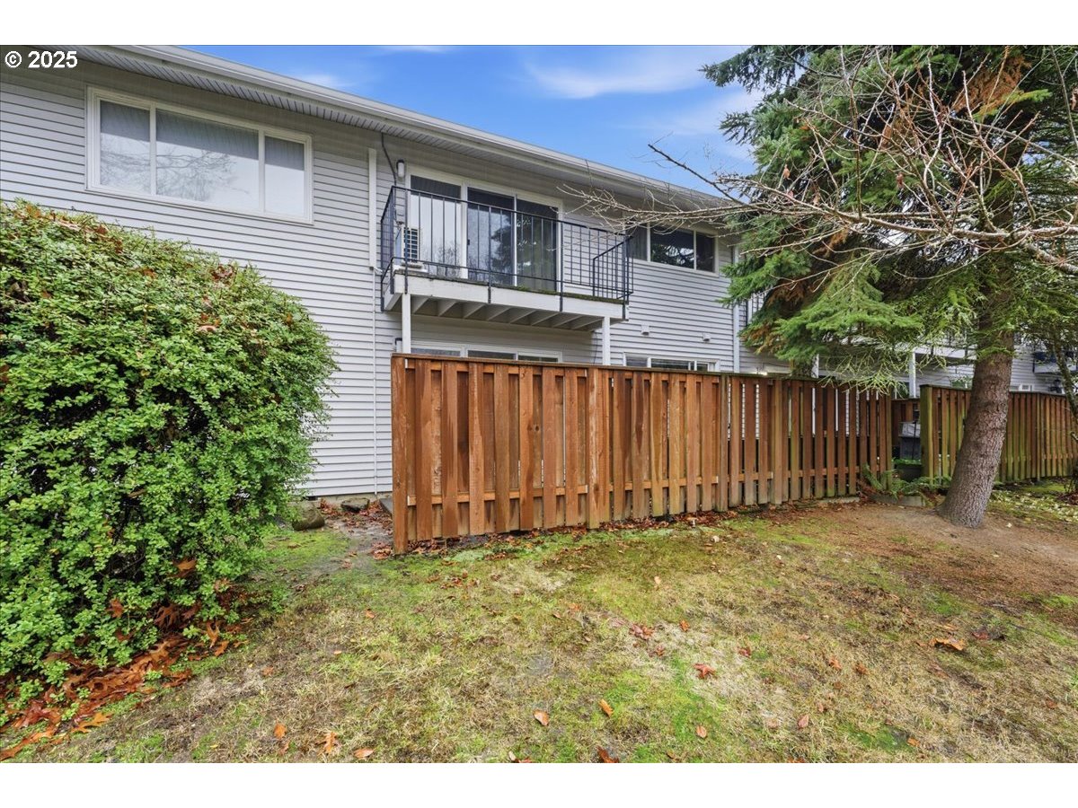 6835 SW CAPITOL HILL RD 30