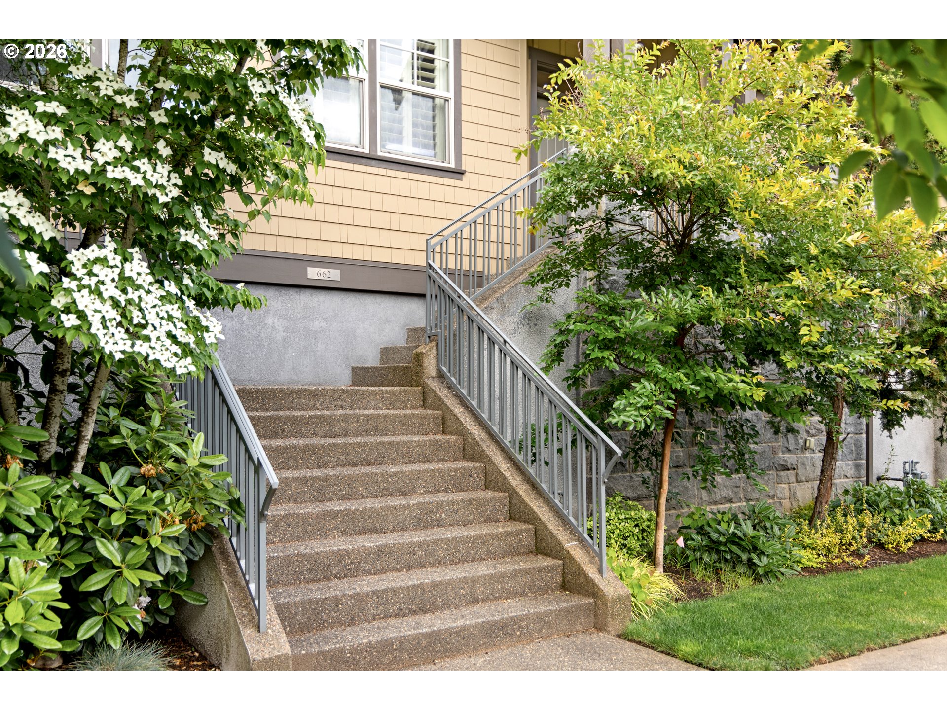 662 SW TRILLIUM CREEK TER