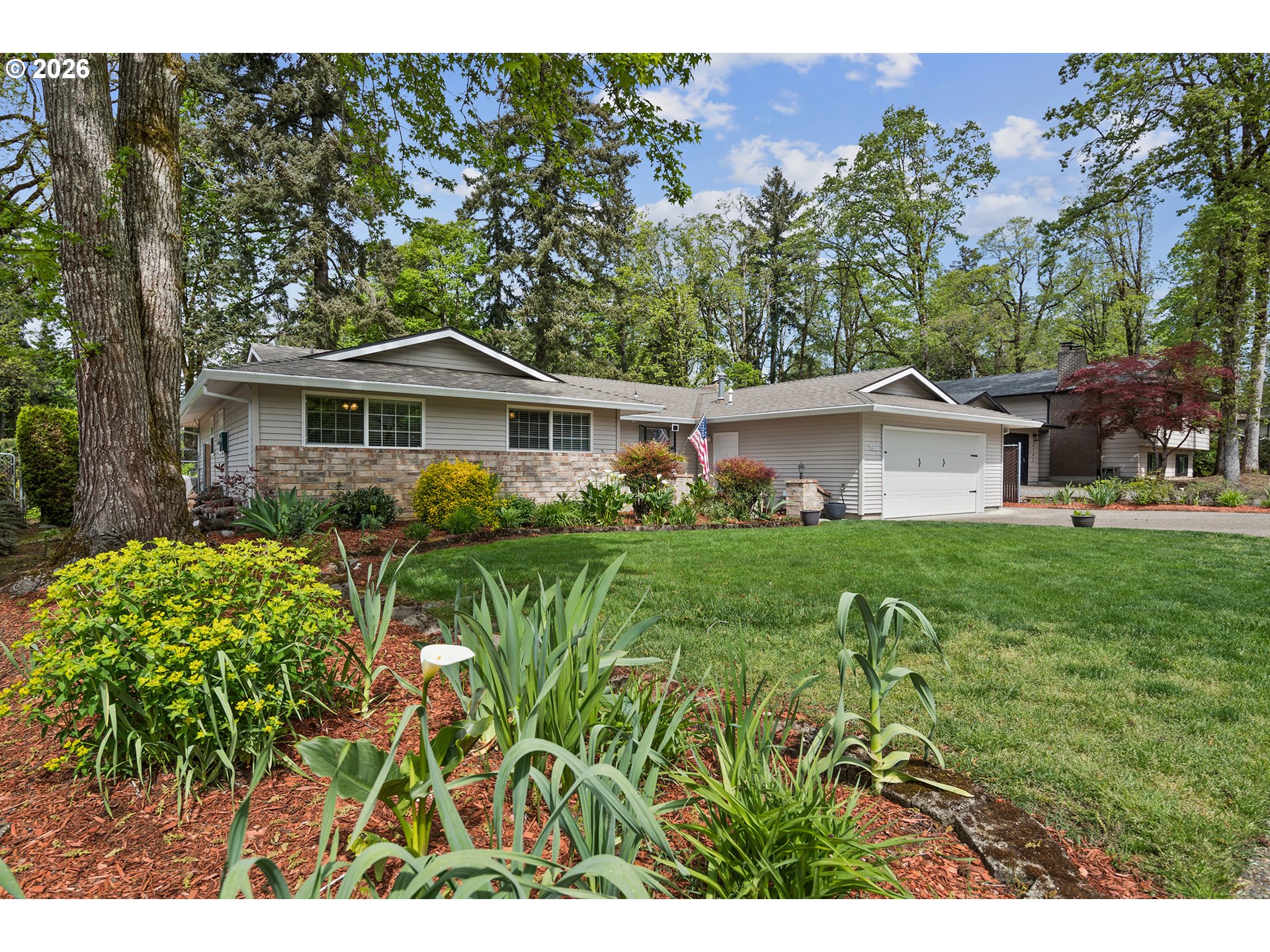 6777 OAKRIDGE DR