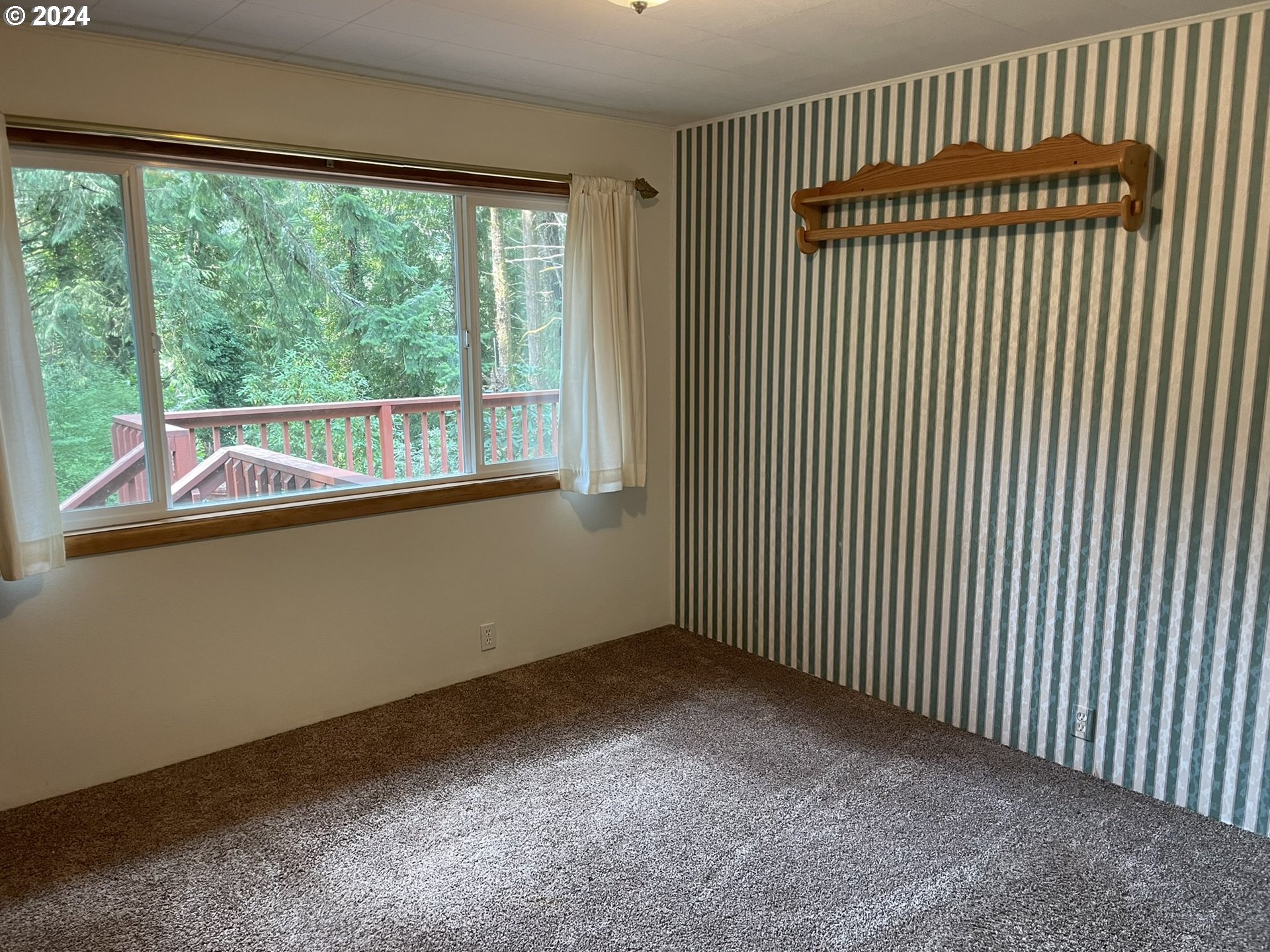 Mapleton, Oregon 97453, United States, 3 Bedrooms Bedrooms, ,2 BathroomsBathrooms,Residential,Pending,123802