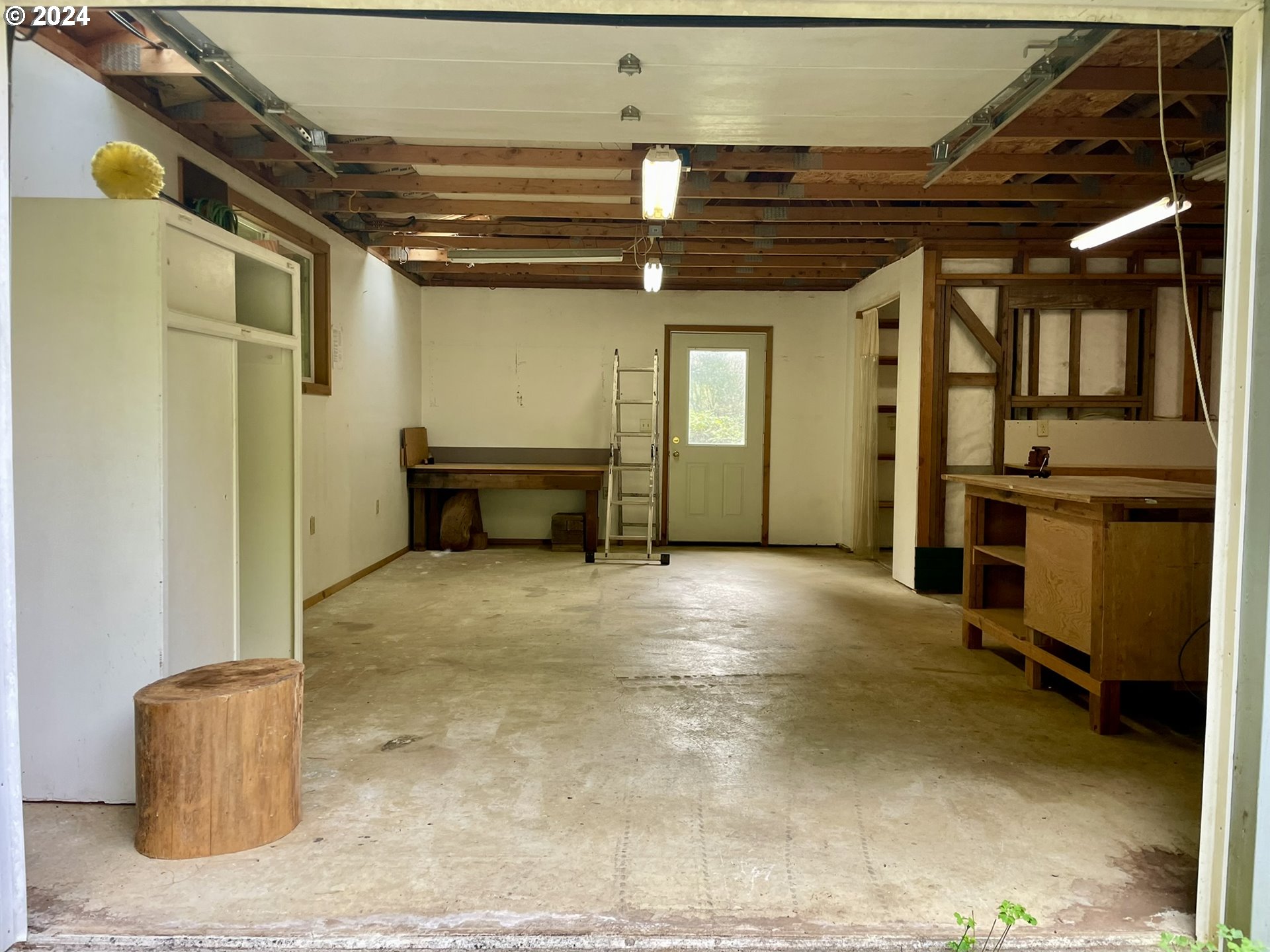 Mapleton, Oregon 97453, United States, 3 Bedrooms Bedrooms, ,2 BathroomsBathrooms,Residential,Pending,123802