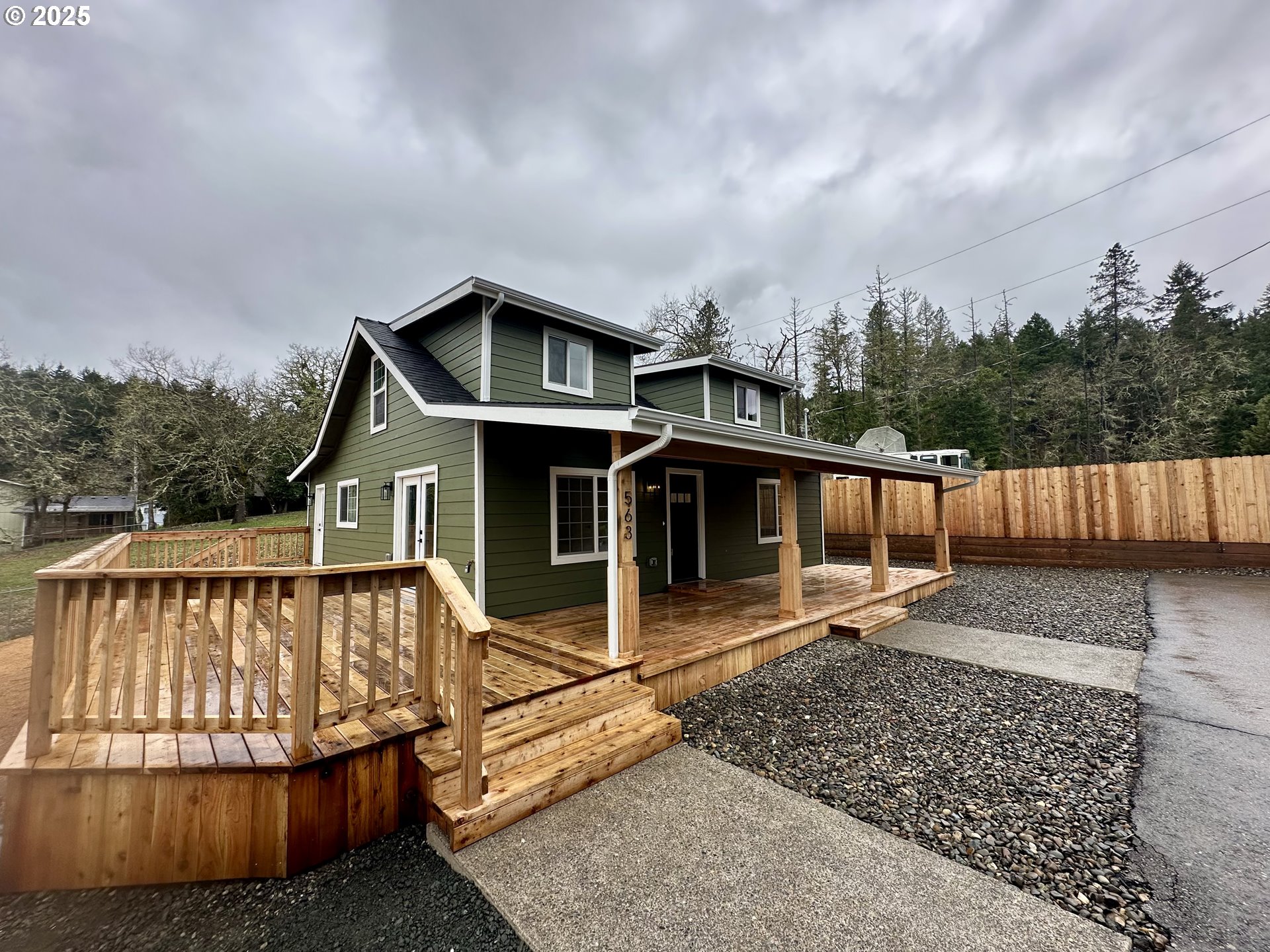 Listing image 3