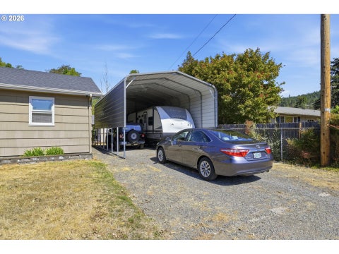 Tiny photo for 76342 Jasper Dr, Oakridge, OR 97463 (MLS # 750039711)