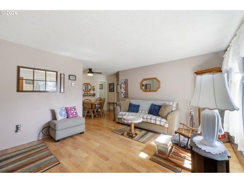 Tiny photo for 76342 Jasper Dr, Oakridge, OR 97463 (MLS # 750039711)